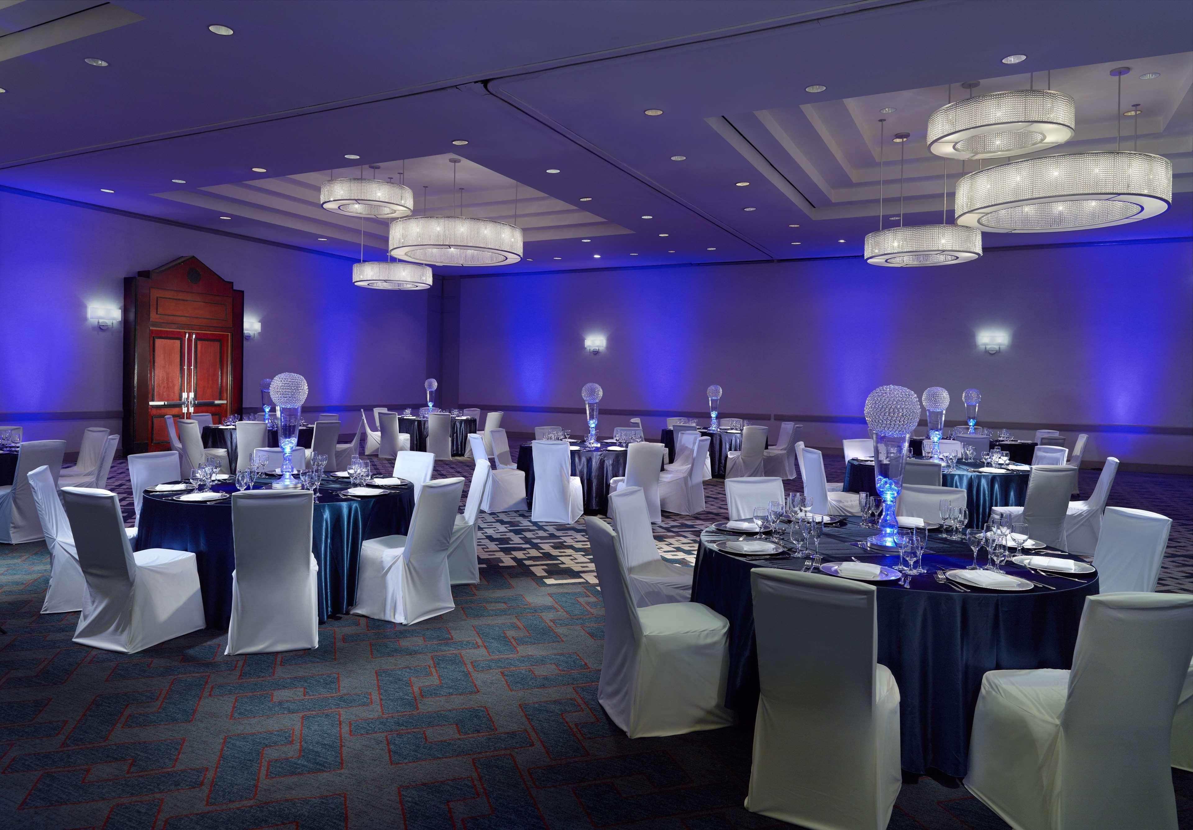 מלון נורקרוס Hilton Atlanta Northeast מראה חיצוני תמונה