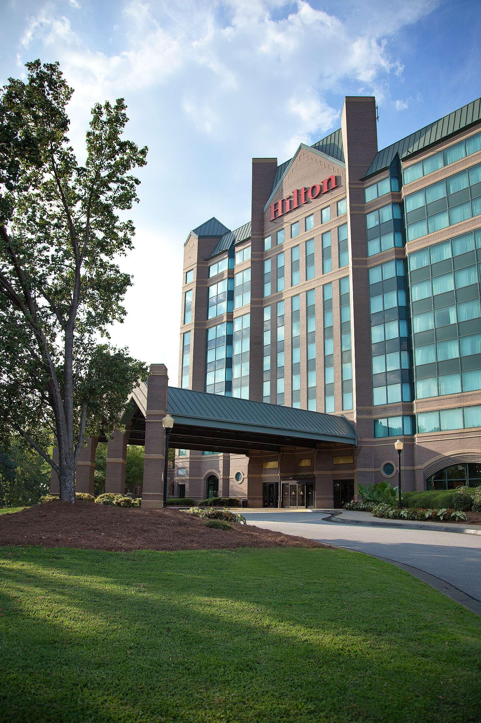 מלון נורקרוס Hilton Atlanta Northeast מראה חיצוני תמונה