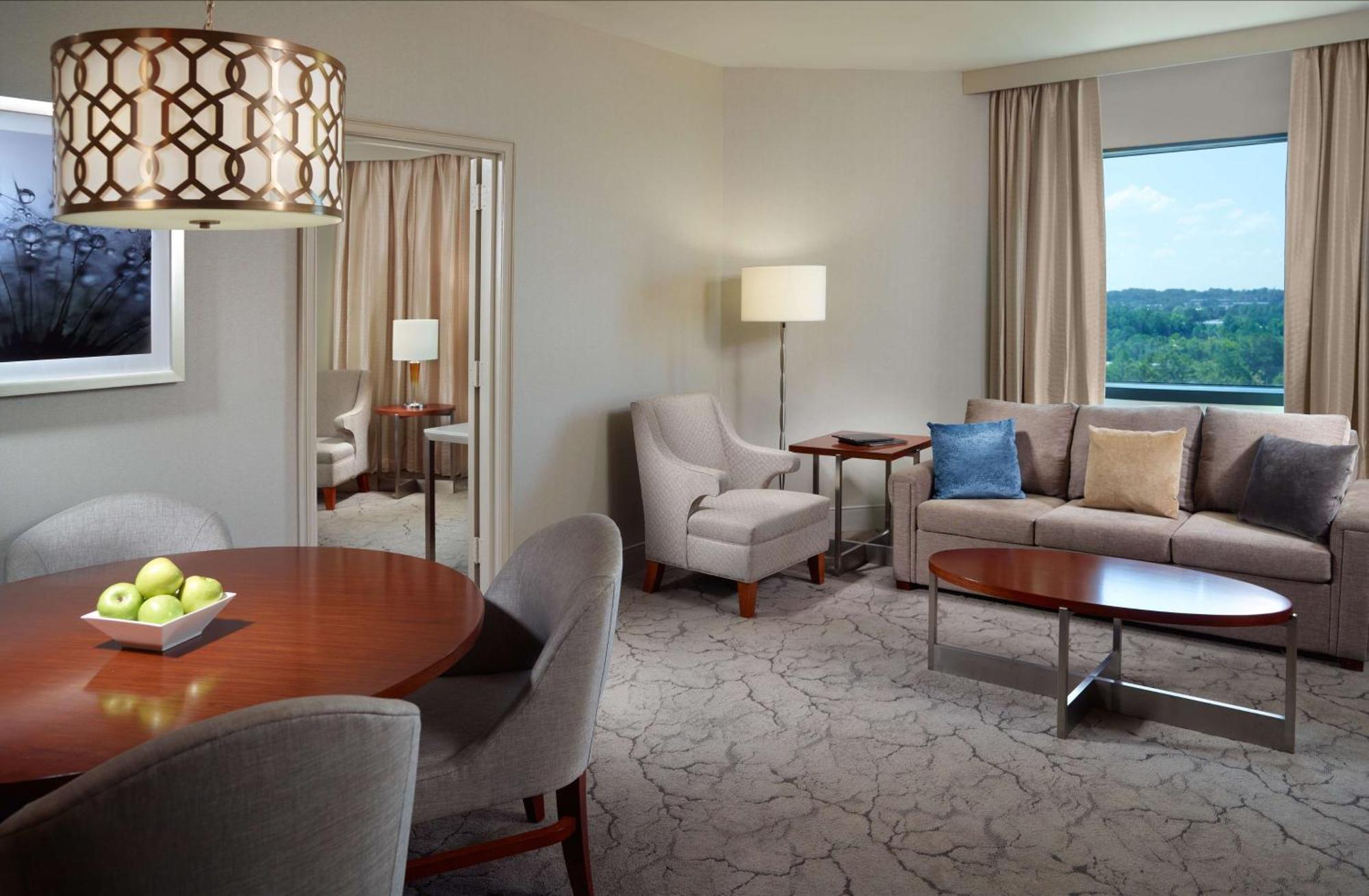 מלון נורקרוס Hilton Atlanta Northeast מראה חיצוני תמונה