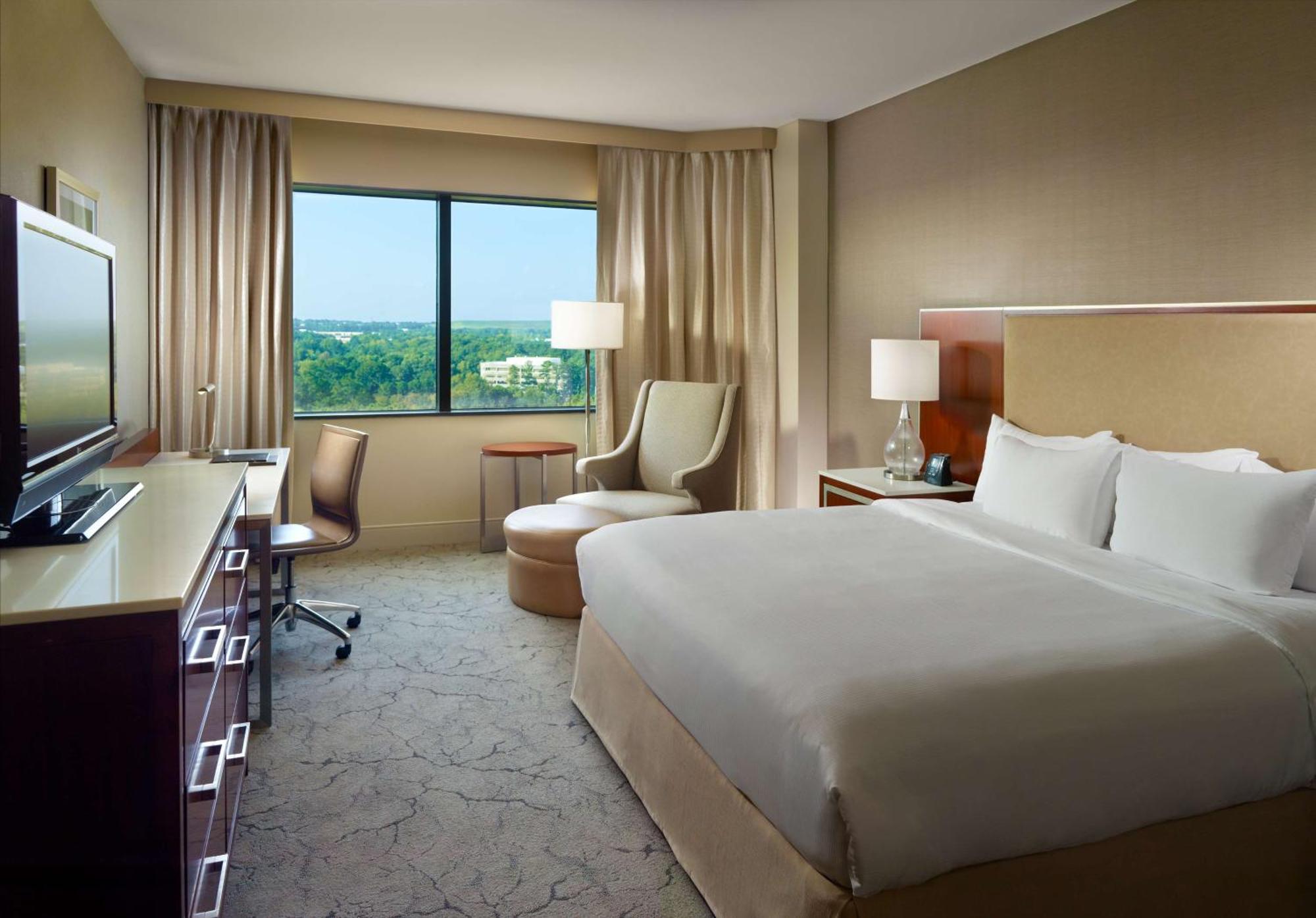 מלון נורקרוס Hilton Atlanta Northeast מראה חיצוני תמונה
