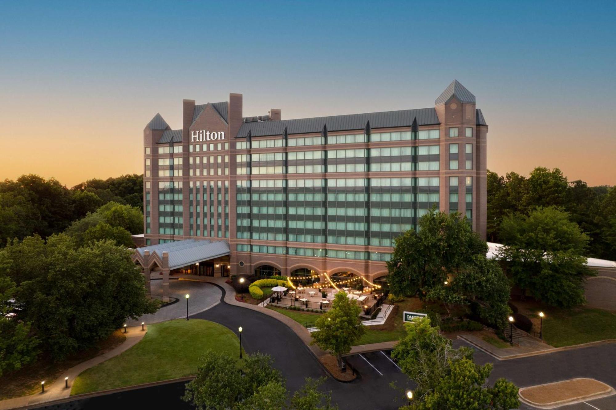 מלון נורקרוס Hilton Atlanta Northeast מראה חיצוני תמונה