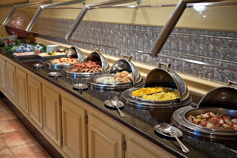 מלון נורקרוס Hilton Atlanta Northeast מראה חיצוני תמונה